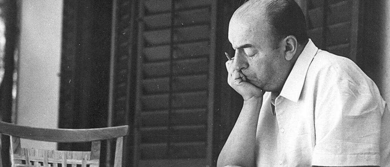 El poeta Pablo Neruda, en la búsqueda de su escritura. | | LP / DLP