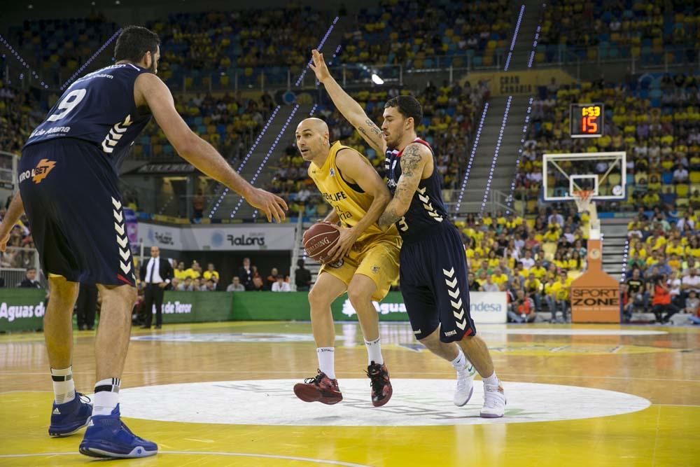 Herbalife Gran Canaria 93 - 87 Laboral Kutxa