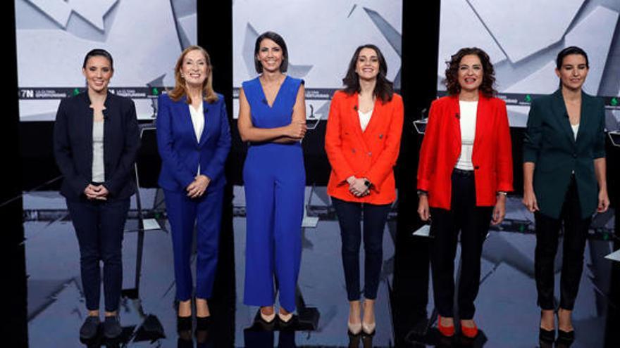 La candidatas junto a Ana Pastor antes del debate.