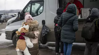 Ucrania consigue evacuar a miles de civiles de Sumy