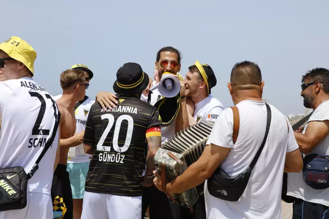 Diese Fußballer feiern nach Saisonende 2022 am Ballermann auf Mallorca