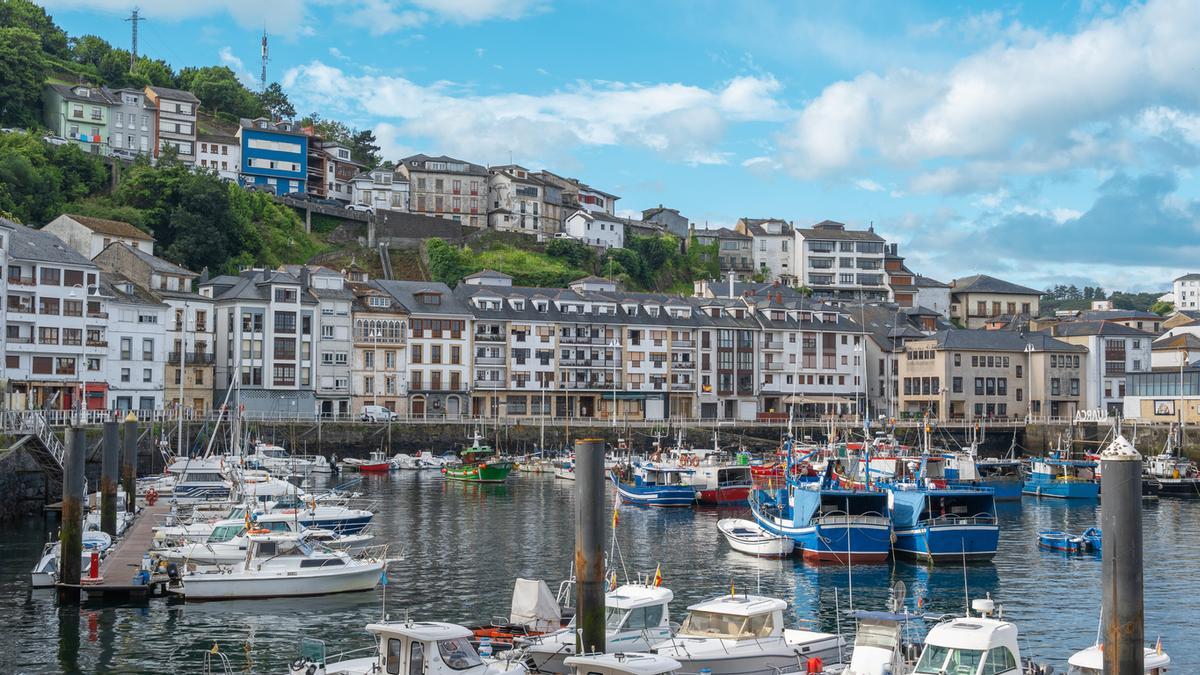 El barrio del puerto, Luarca