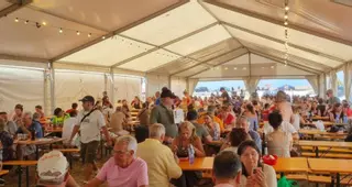 A por 25.000 unidades en la Festa da Ostra de Noalla