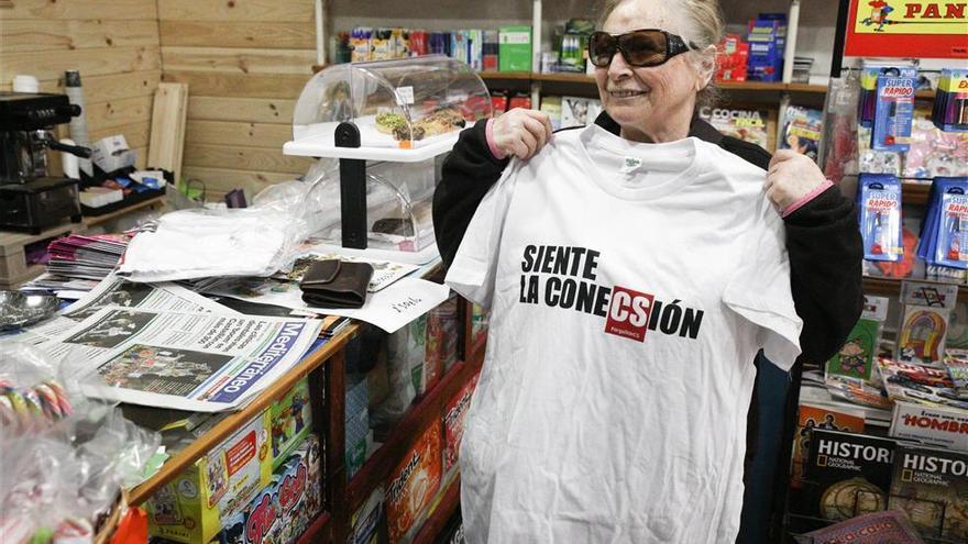 Éxito de la camiseta siente la &#039;ConeCSión&#039; con &#039;Mediterráneo&#039;