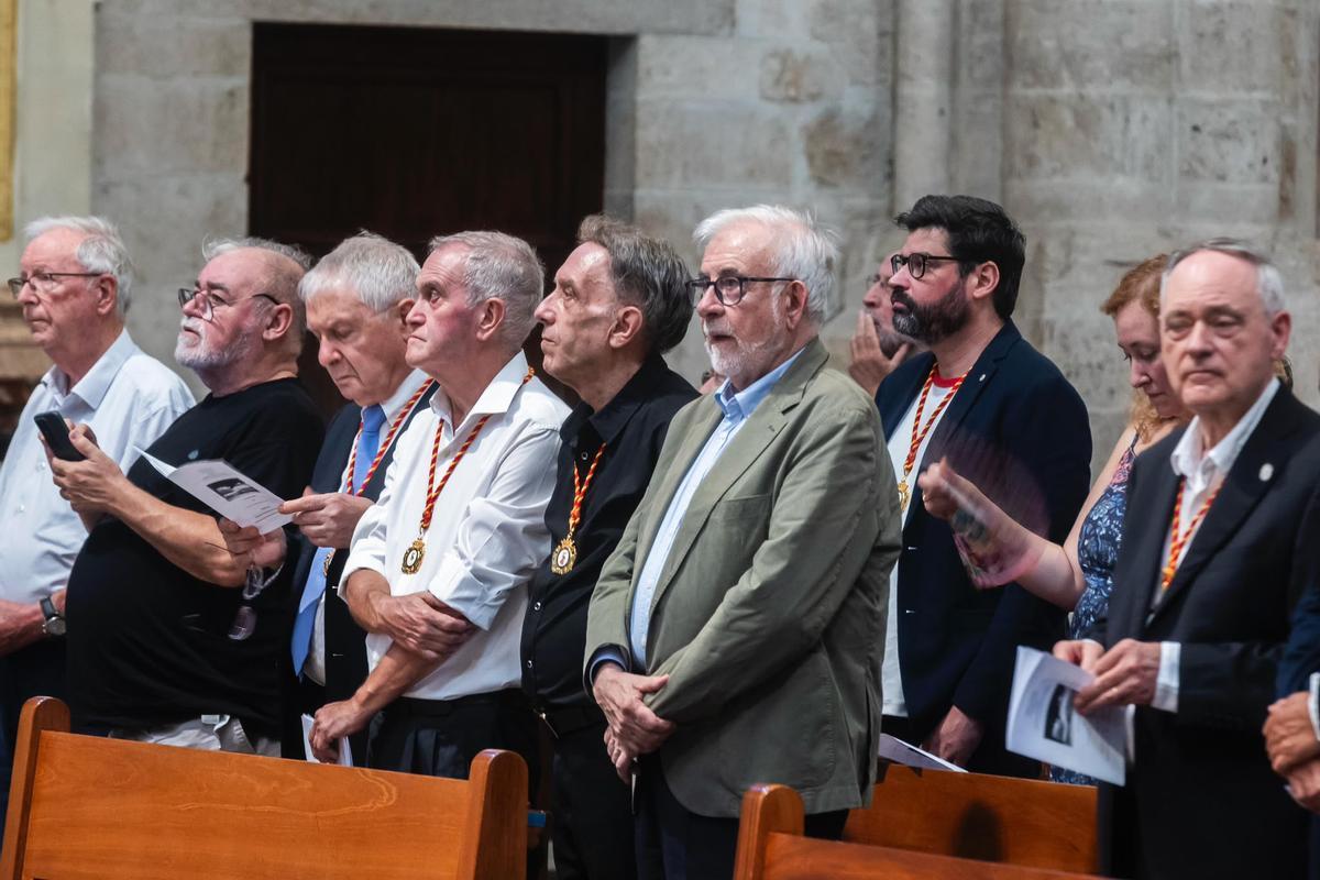 El arzobispo Enrique Benavent preside en Valencia la misa por el 750 aniversario de la muerte de Jaume I