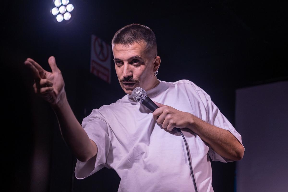 El cómico Rubén Lobato durante una actuación.