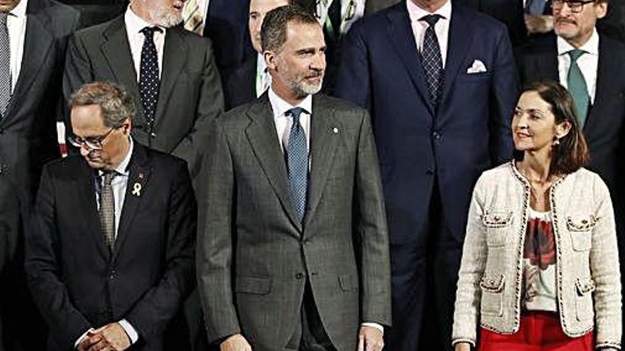 Torra, al costat de Felip VI, durant la inauguració del Saló de l&#039;Automòbil.