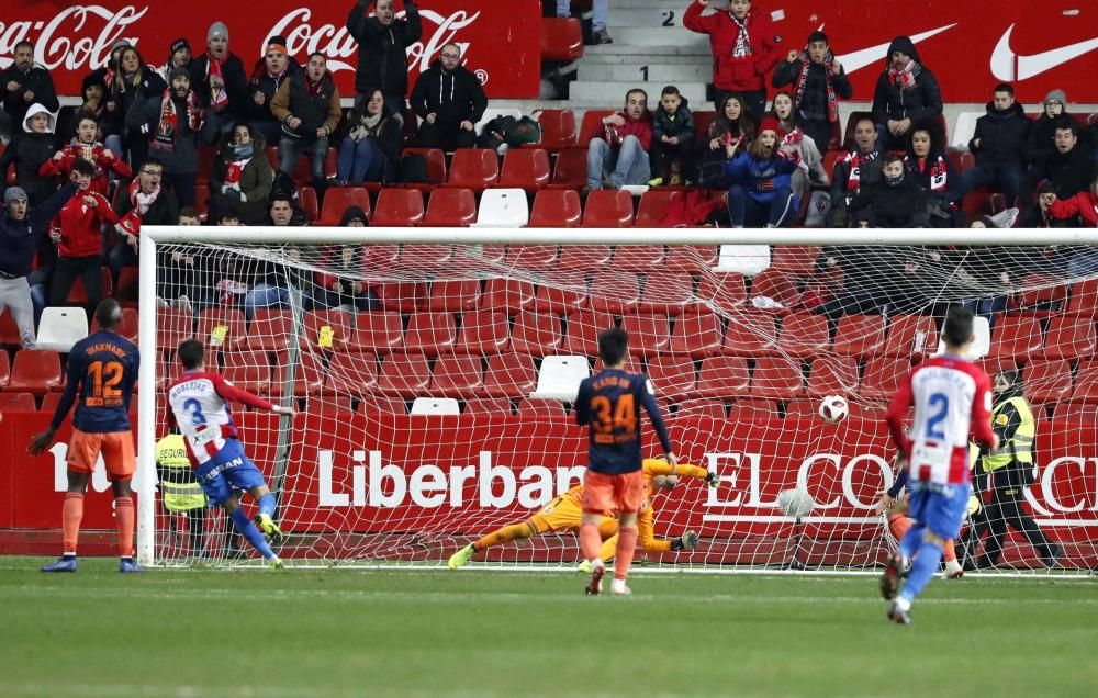 El partido de Copa entre el Sporting y el Valencia, en imágenes