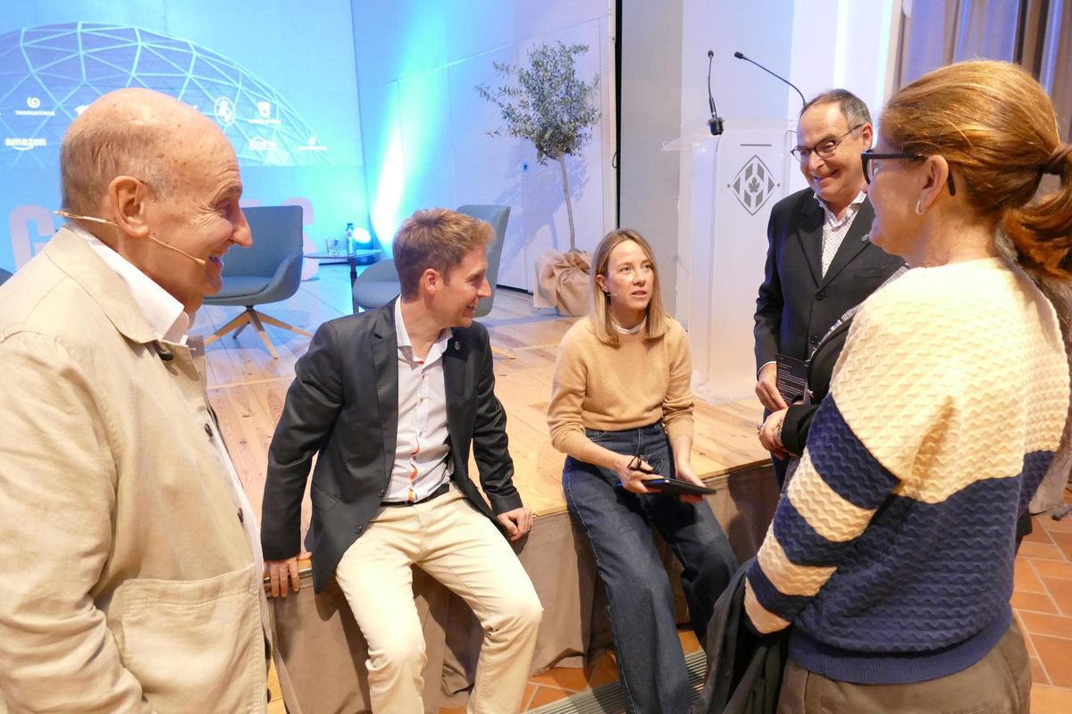 EN IMATGES | La primera edició de la jornada 'De Figueres al món' atrau més d'un centenar de joves