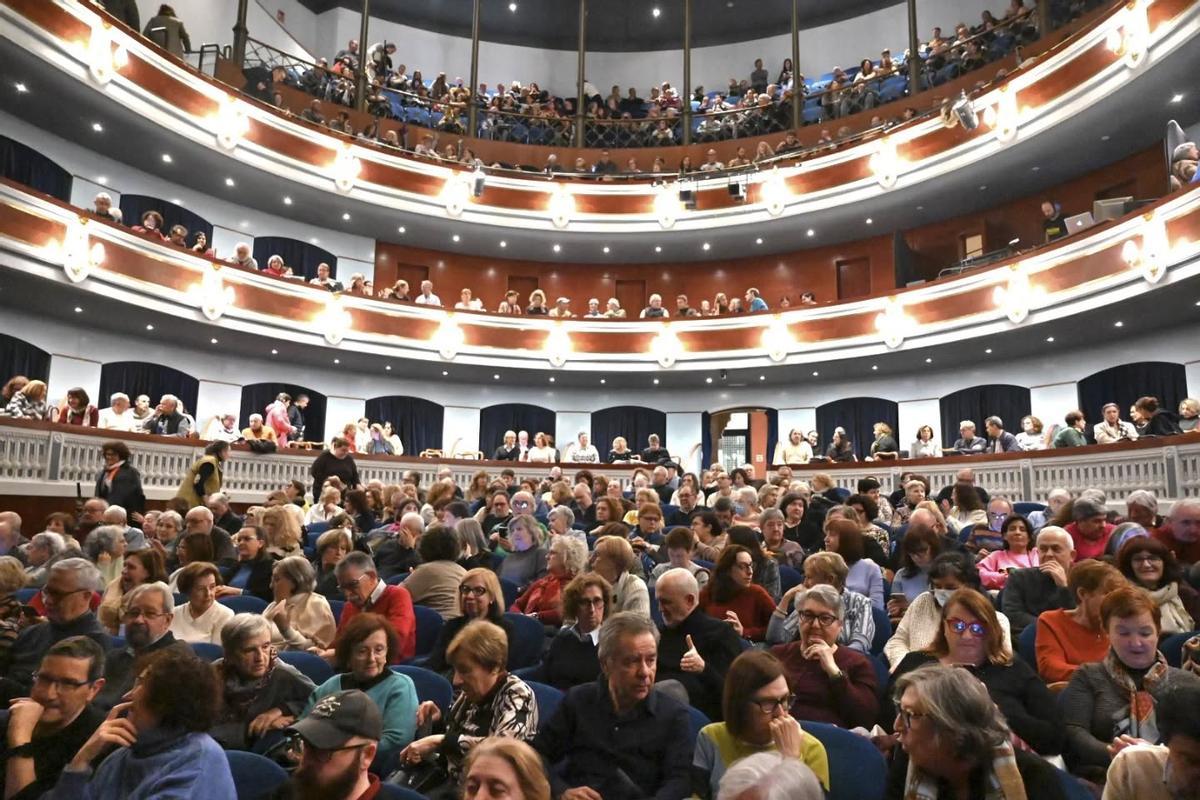 El Teatre Principal de Castelló acogerá un encuentro con abonados.