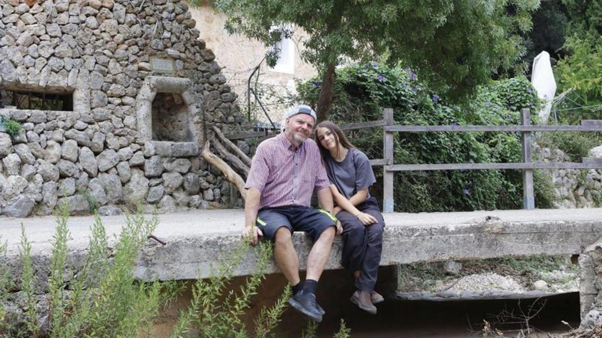 Hans Schödel und seine Tochter Emilia. FOTO: BENDGENS