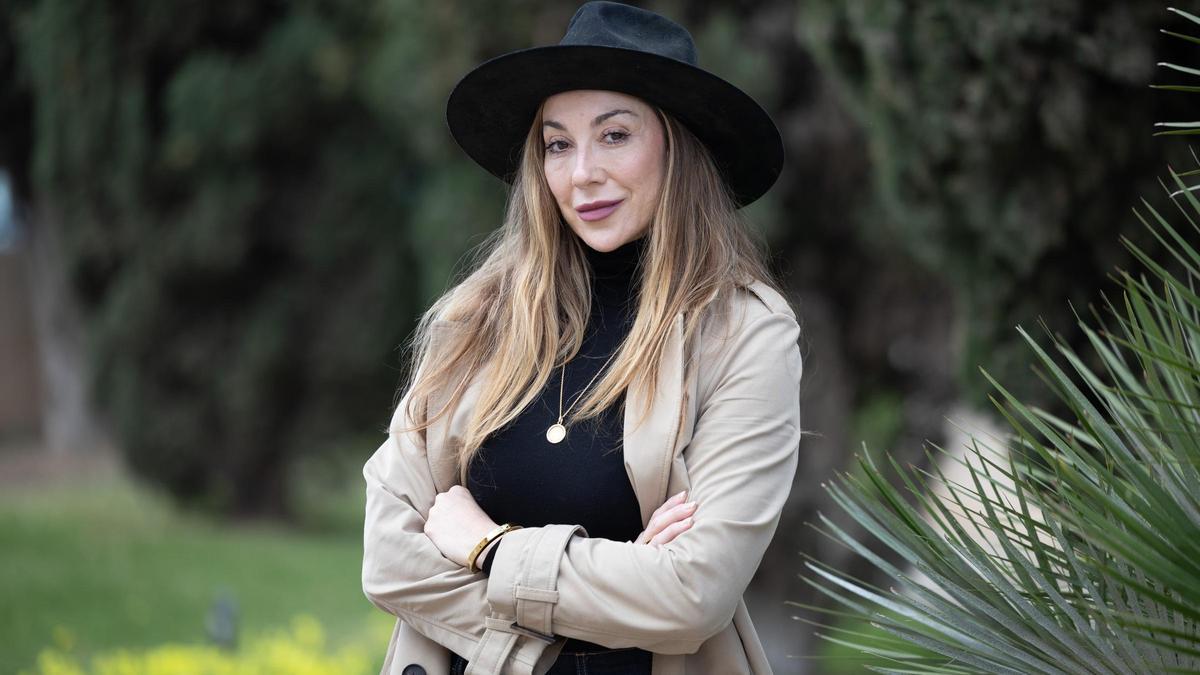 La cantante Rebeka Brown, una de las vocalistas más destacadas de la música electrónicam vive en Ibiza desde 2003.