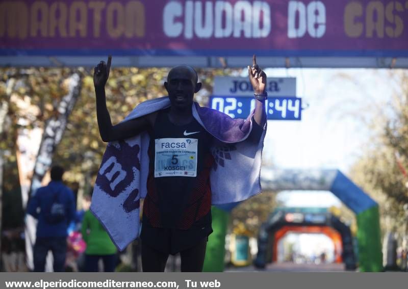 GALERÍA DE FOTOS -- Maratón Meta 14.00-14.15