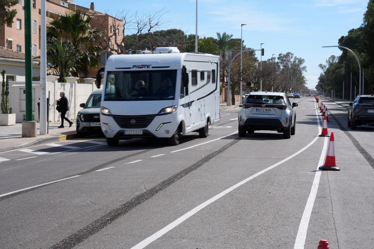 Los dos sentidos de la avenida Ferrandis Salvador ya cuentan con tráfico rodado desde este miércoles.