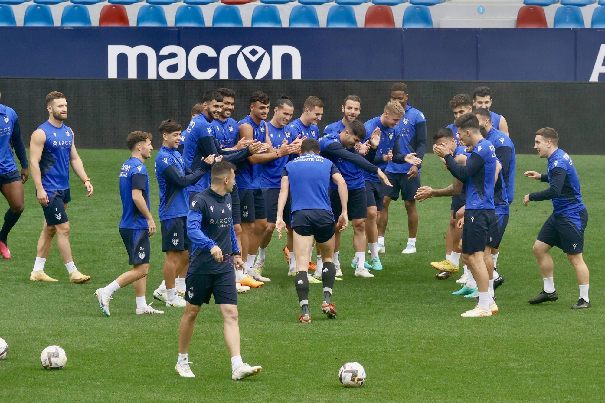 Asi ha sido el último entreno del Levante antes del Oviedo