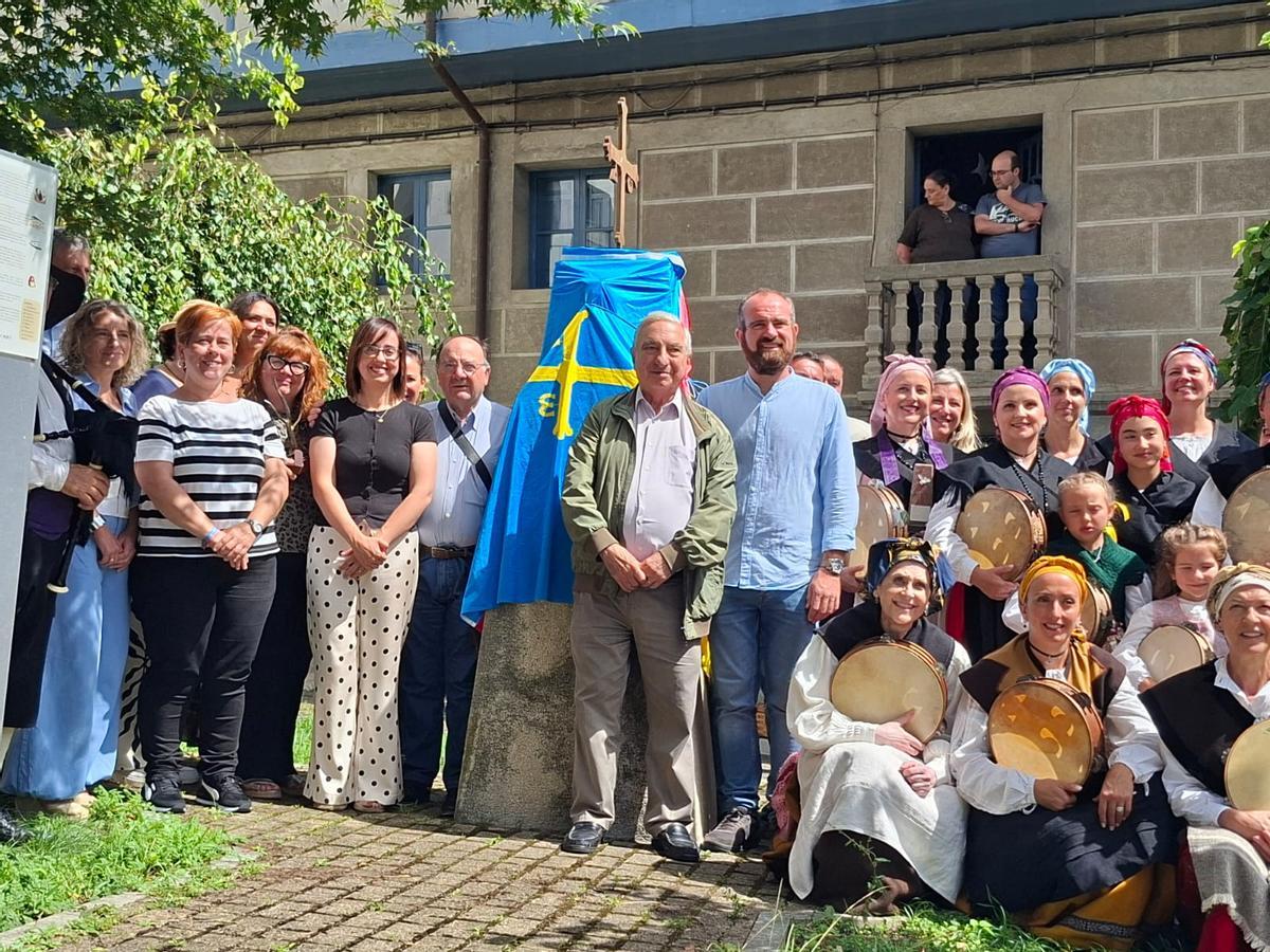 En imágenes: Navelgas celebra el XLIV Día de los Pueblos con un hermanamiento con Infiesto En imágenes: Navelgas celebra el XLIV Día de los Pueblos con un hermanamiento con Infiesto