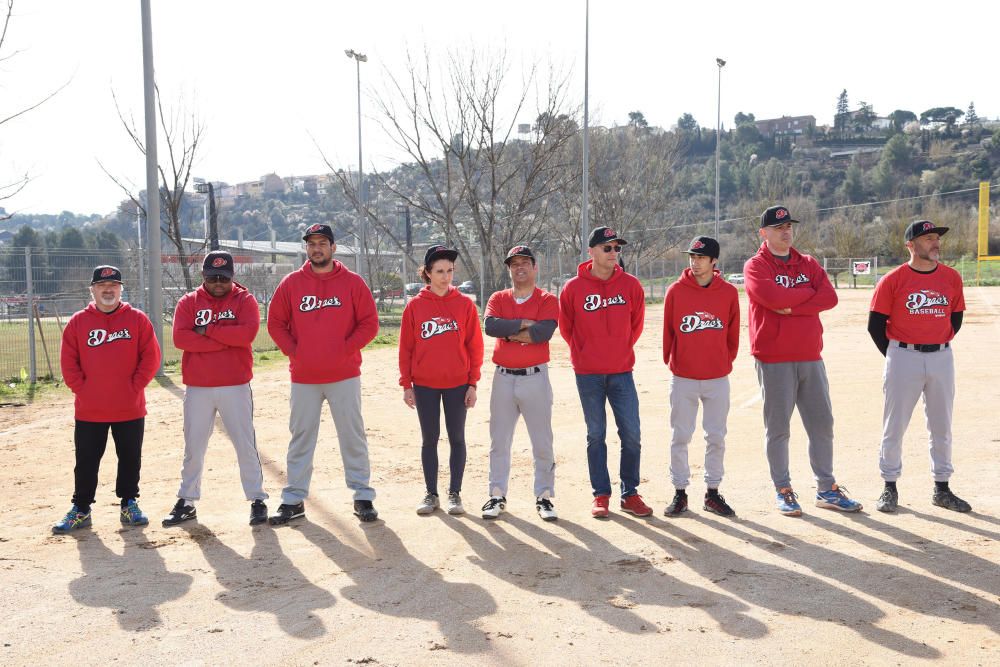 Inauguració del camp de beisbol del Congost