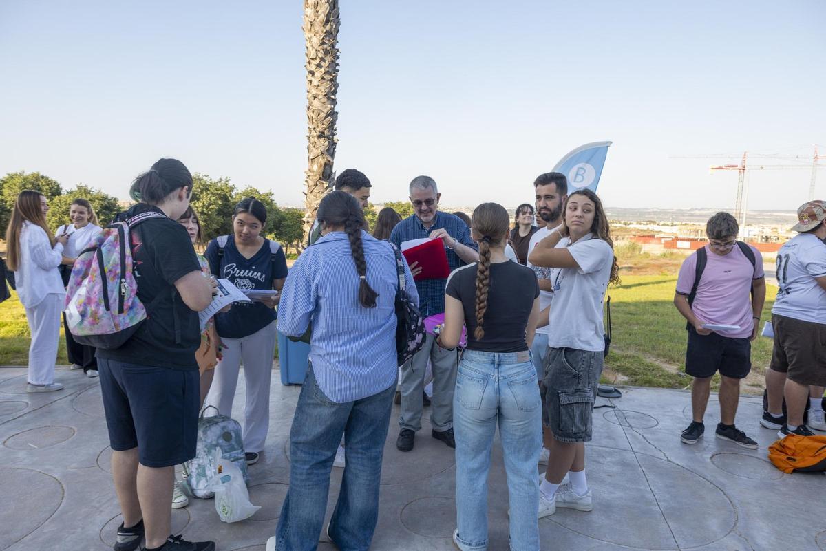 Arrancan los exámenes de la EBAU 2026 en el Auditorio de Torrevieja