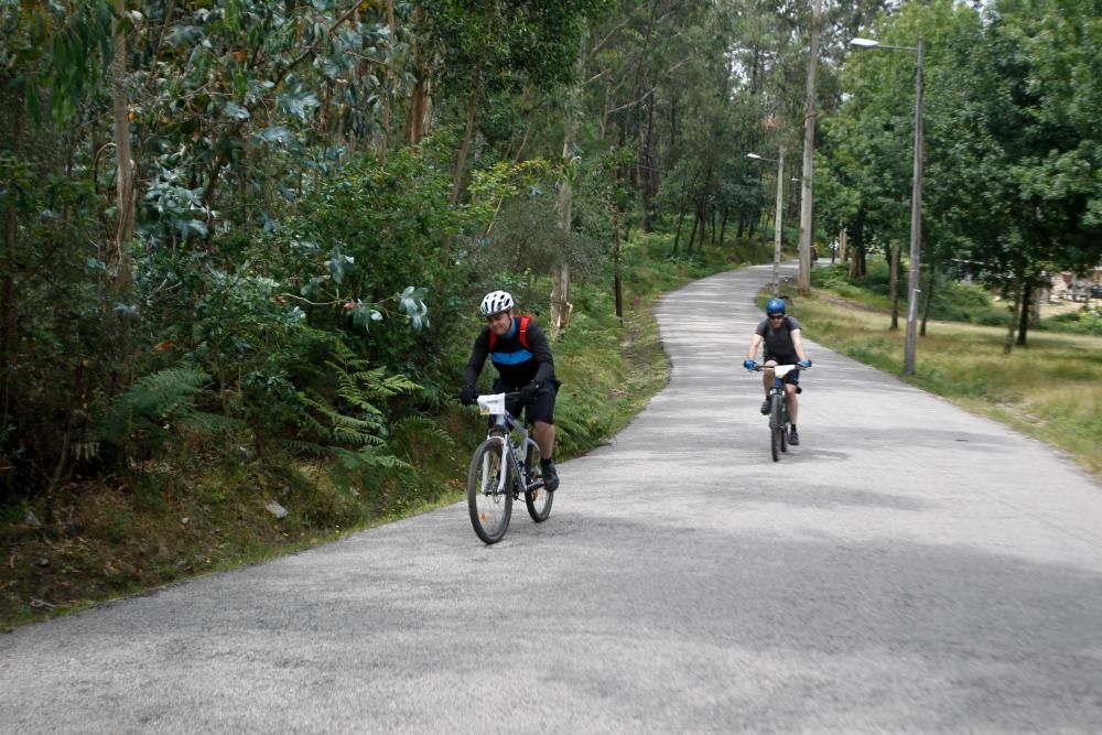 Más de 100 ciclistas participaron en la segunda edición de la Marcha por los Montes de Vigo.