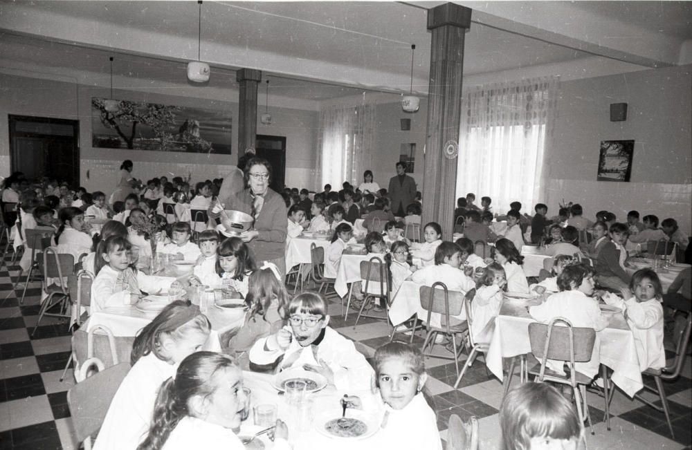 Comedores escolares, 1971