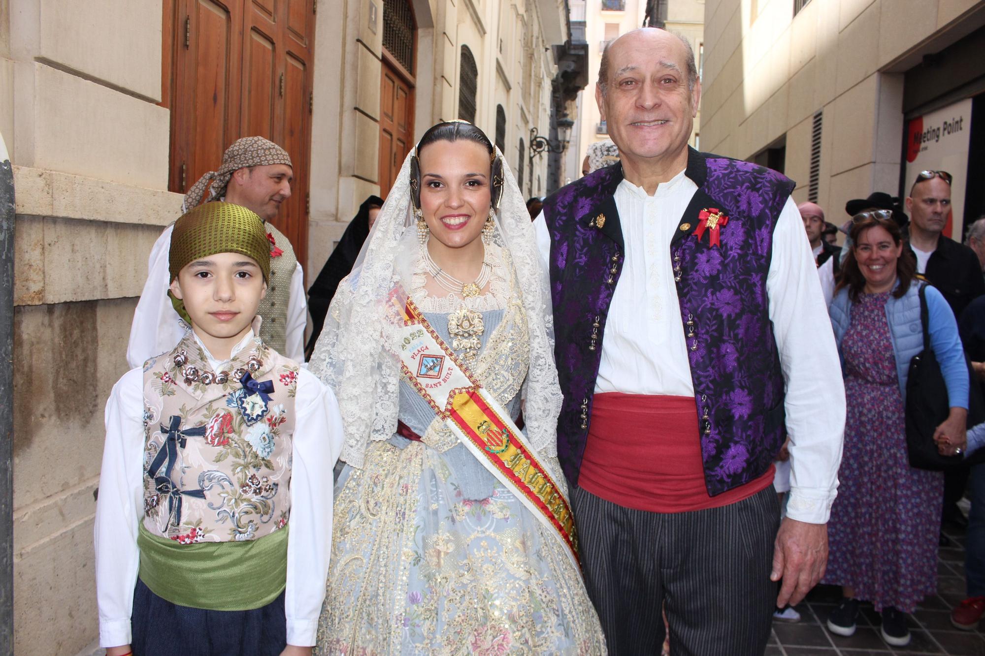 El desfile de falleras mayores en la Ofrenda a San Vicente Ferrer