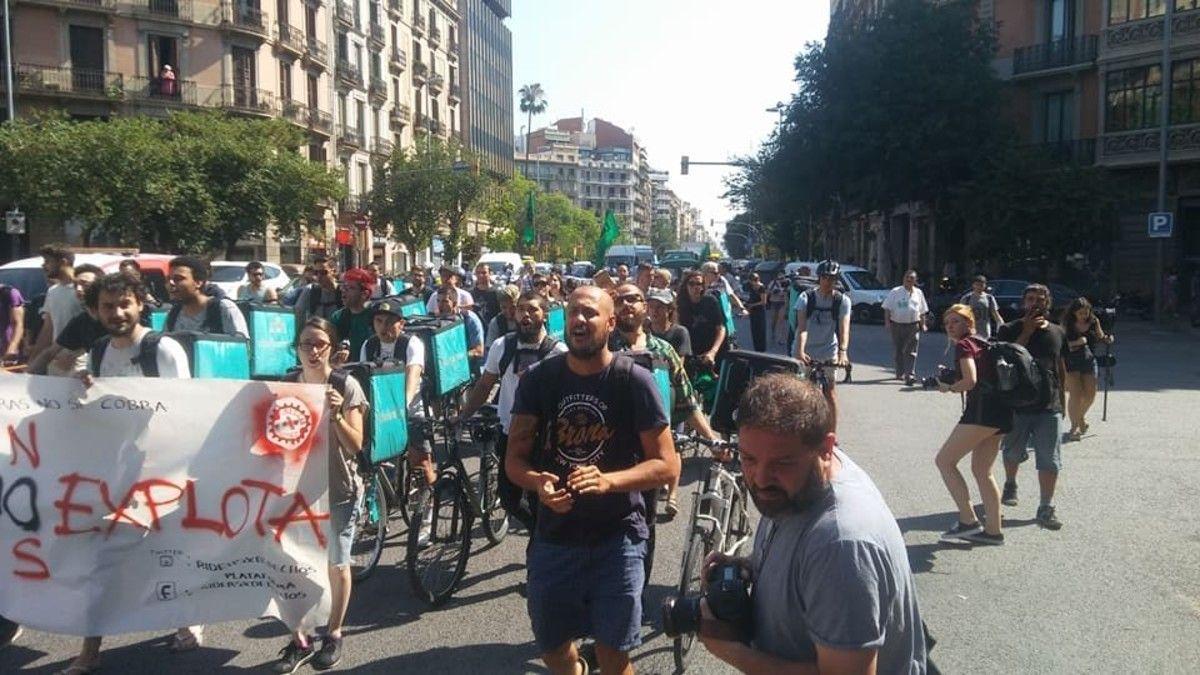 Una alianza internacional de &#039;riders&#039; promueve protestas contra el modelo de plataformas