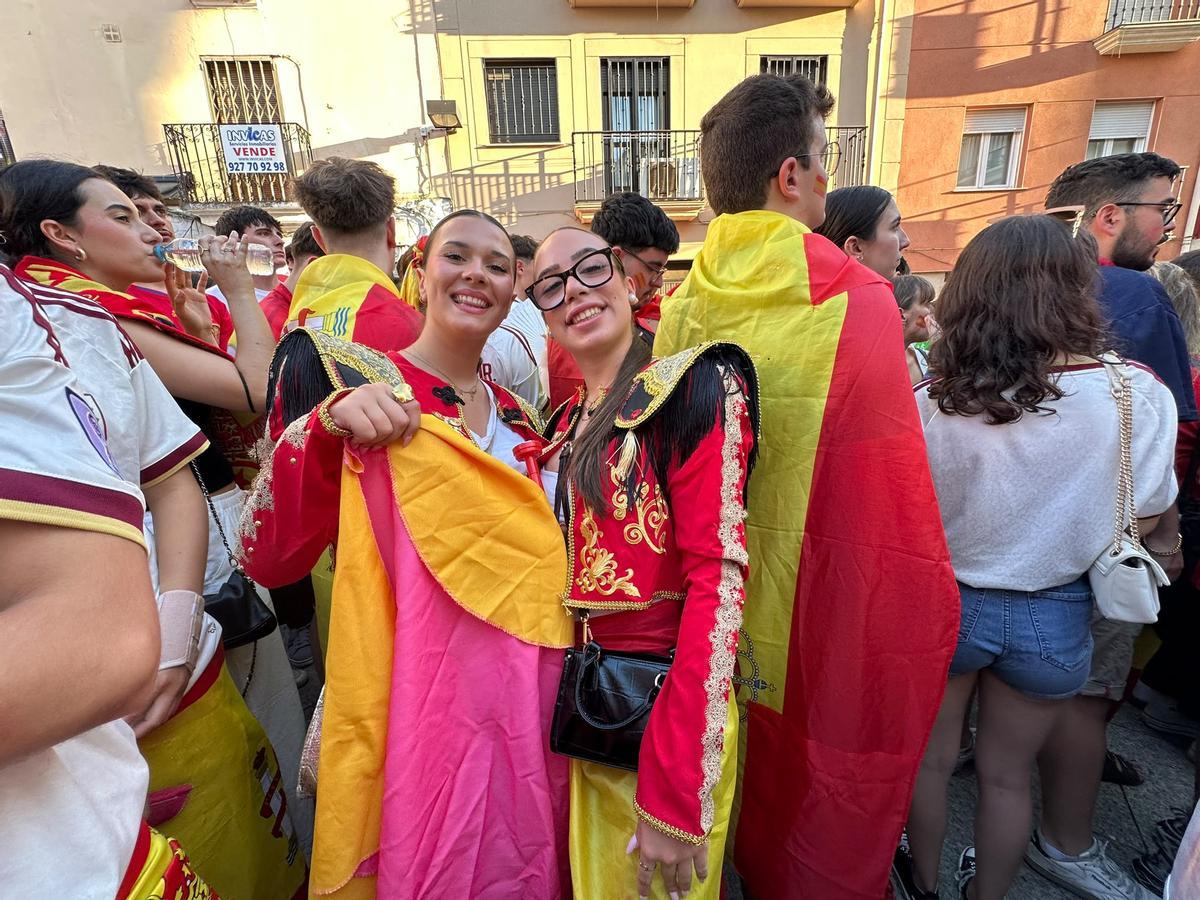 Fotogalería | Plasencia disfruta de la final desde la Plaza de San Martín
