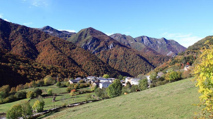 Fuentes del Narcea, con su diversidad,  una tierra para ver el oso pardo en libertad