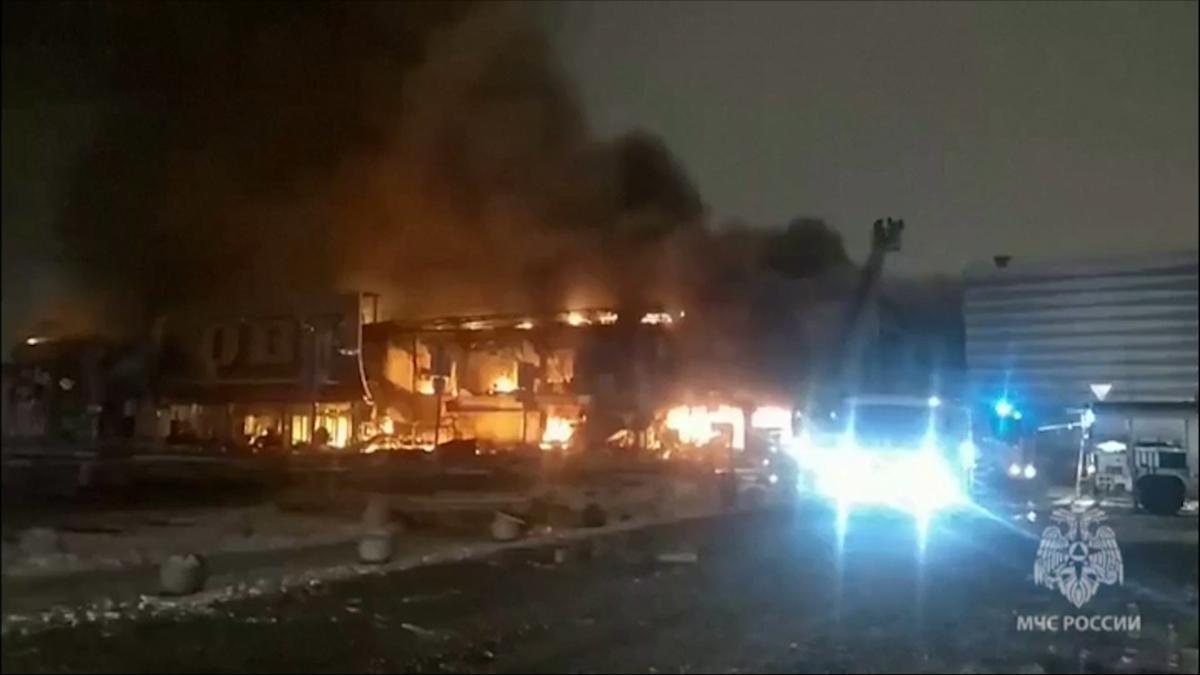 Incendio en un centro comercial de Rusia.