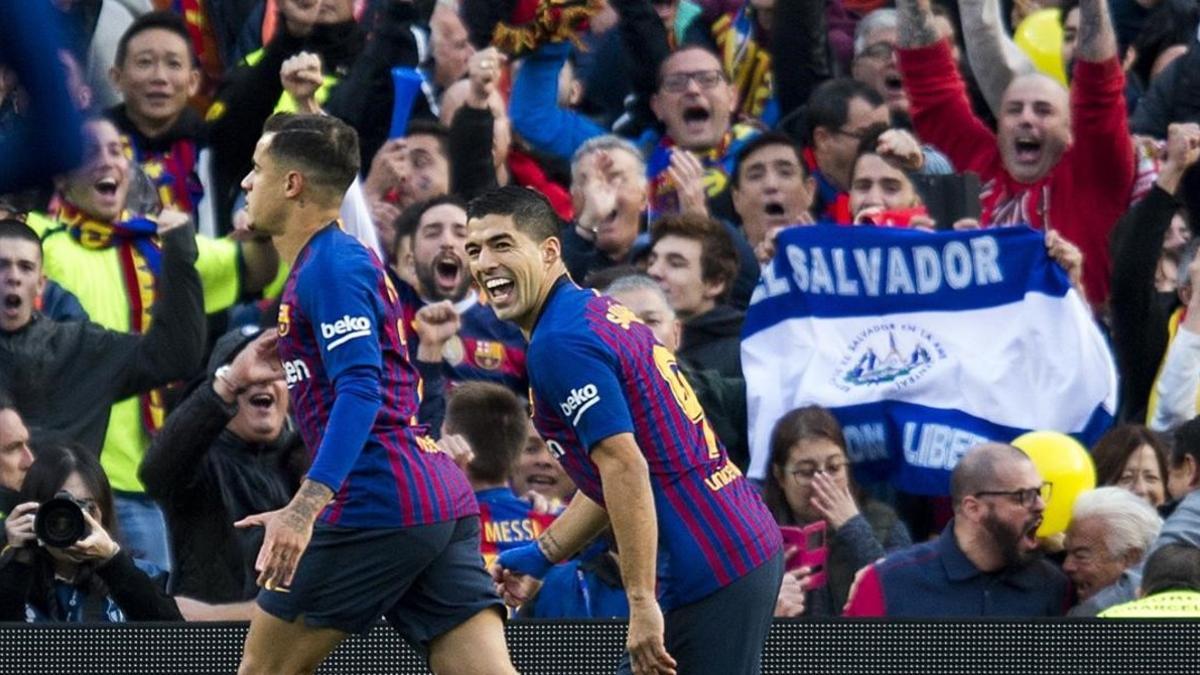 zentauroepp45662474 barcelona  28 10 2018   deportes             suarez junto a 190204192534