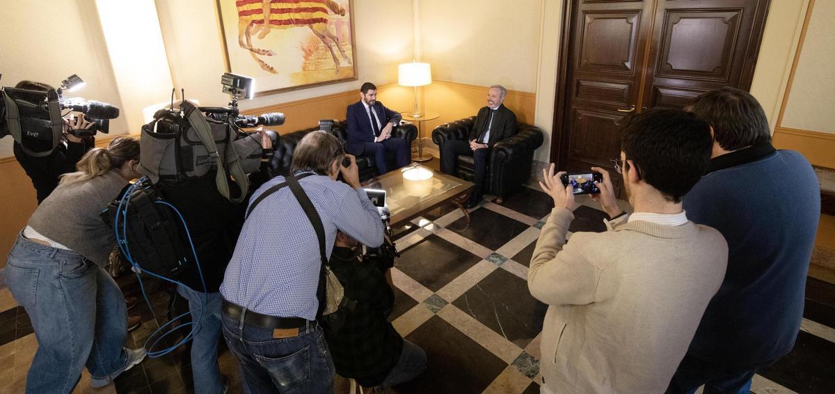 Reunión entre Azcón y Nolasco, en una imagen de archivo.