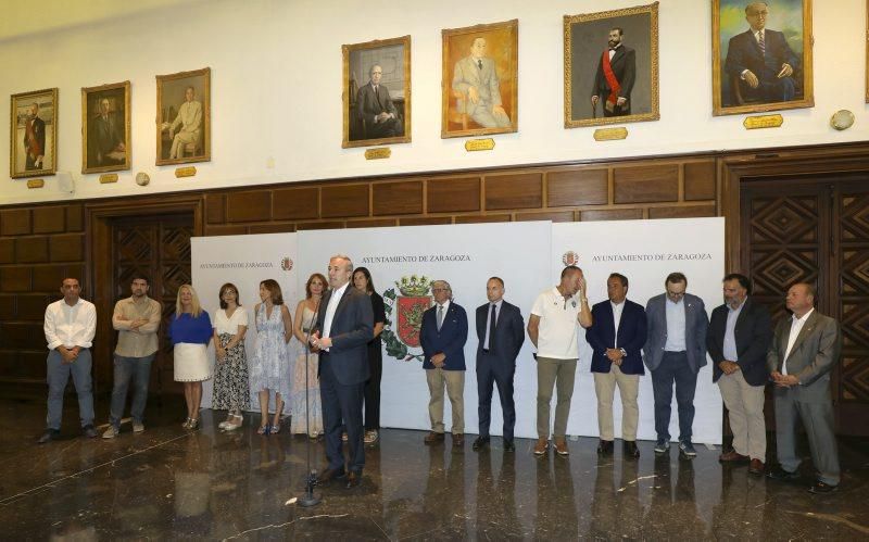 El Real Zaragoza en la Basílica del Pilar y en el Ayuntamiento de Zaragoza