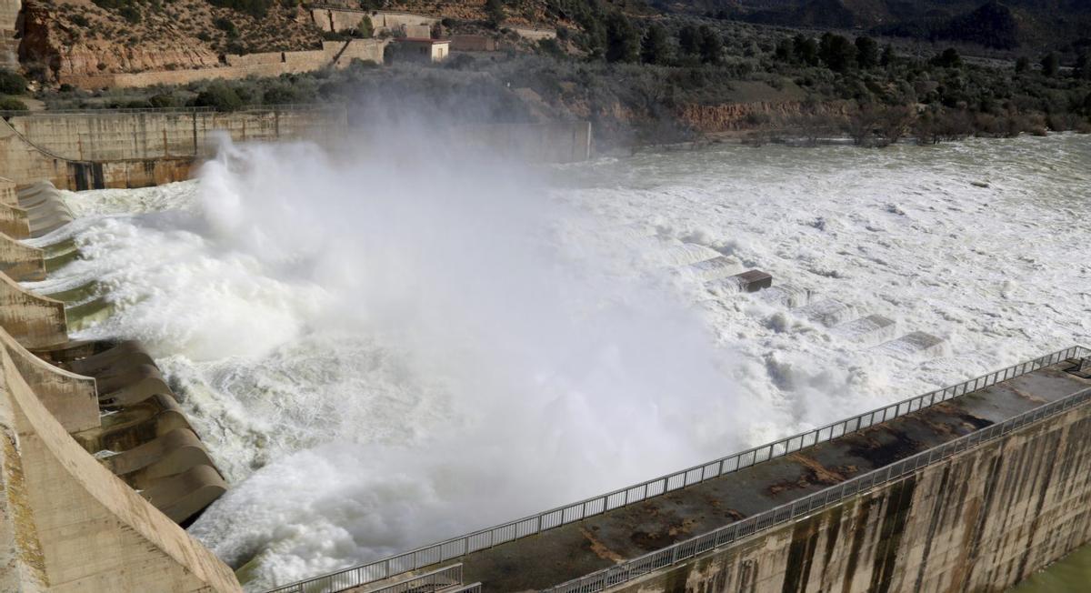 L’aigua subterrània es dispara per les precipitacions i recarrega els sòls