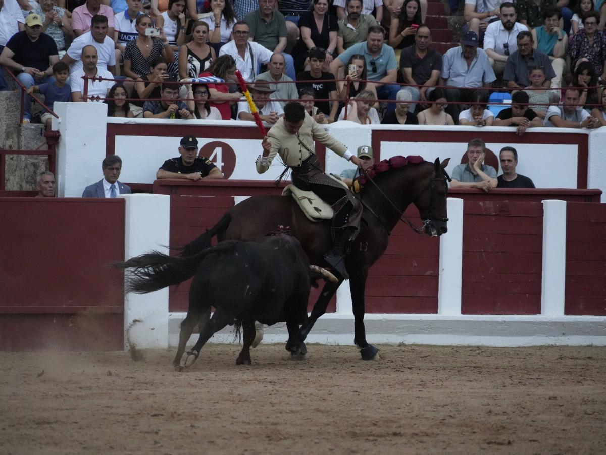 GALERÍA | Corrida de rejones de San Pedro en Zamora 2025