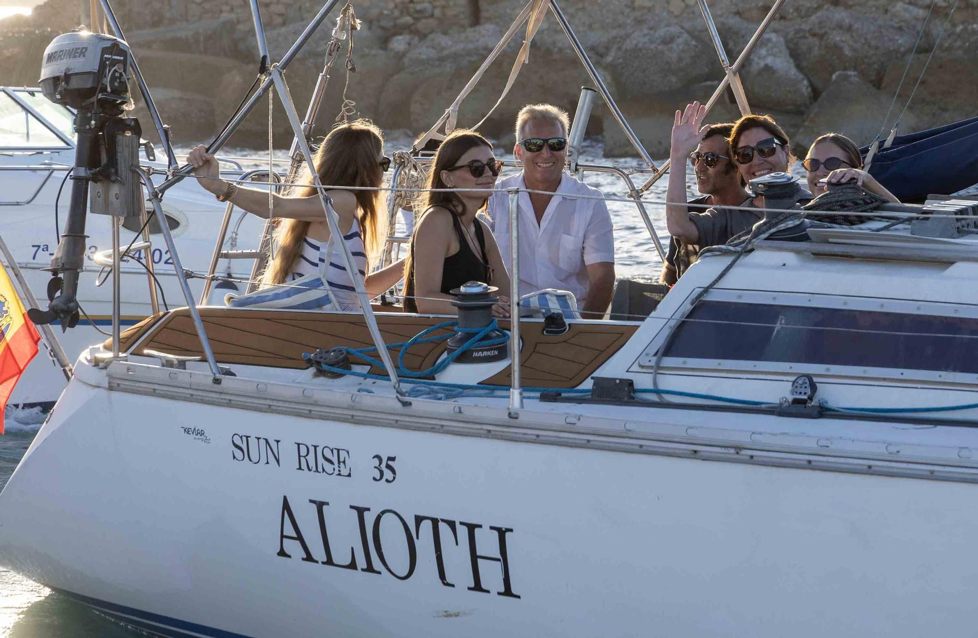 El Real Club de Regatas de Alicante rinde homenaje a la Virgen del Carmen, patrona de los marineros