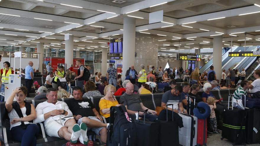 Se prevÃ©n mÃ¡s de 33,8 viajeros en el aeropuerto de Palma en 2025