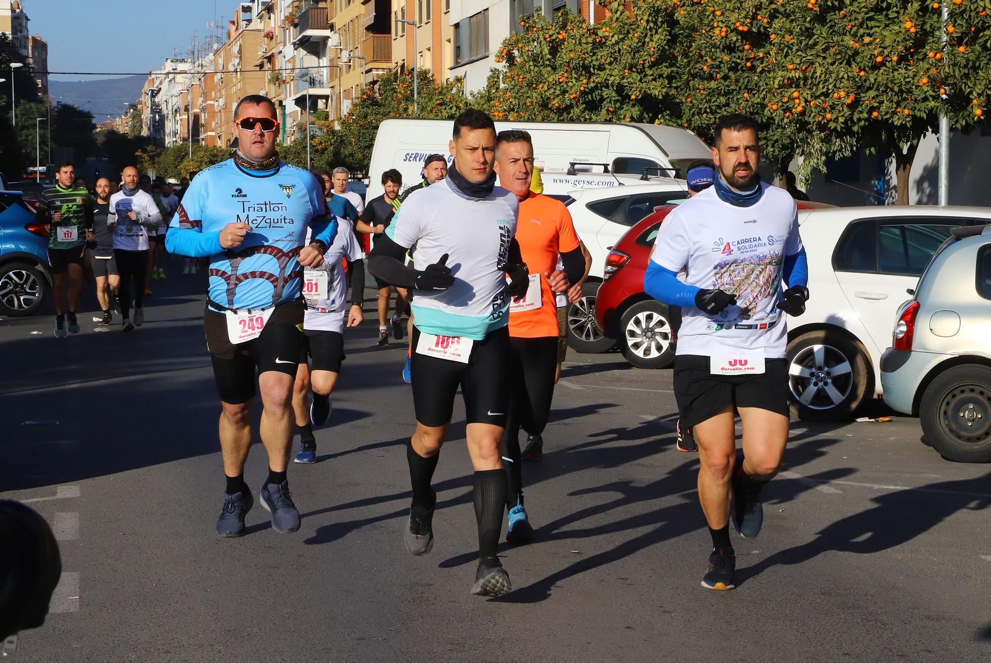 Carrera solidaria a favor del banco de alimentos de la parroquia de Fátima.