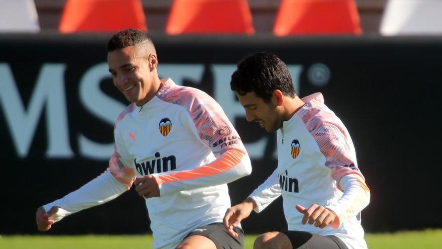 Los capitanes Rodrigo Moreno y Dani Parejo, ayer en el entrenamiento matinal.