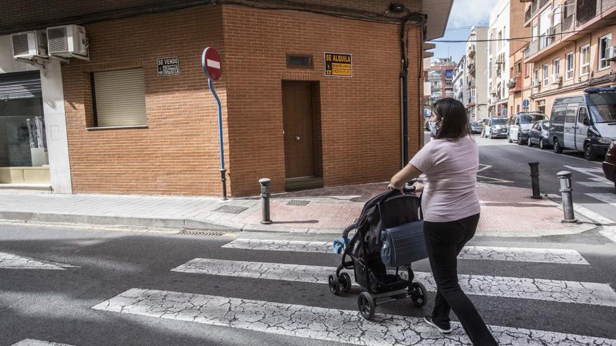 Aumenta en Alicante la compra de locales comerciales para hacer viviendas en alquiler