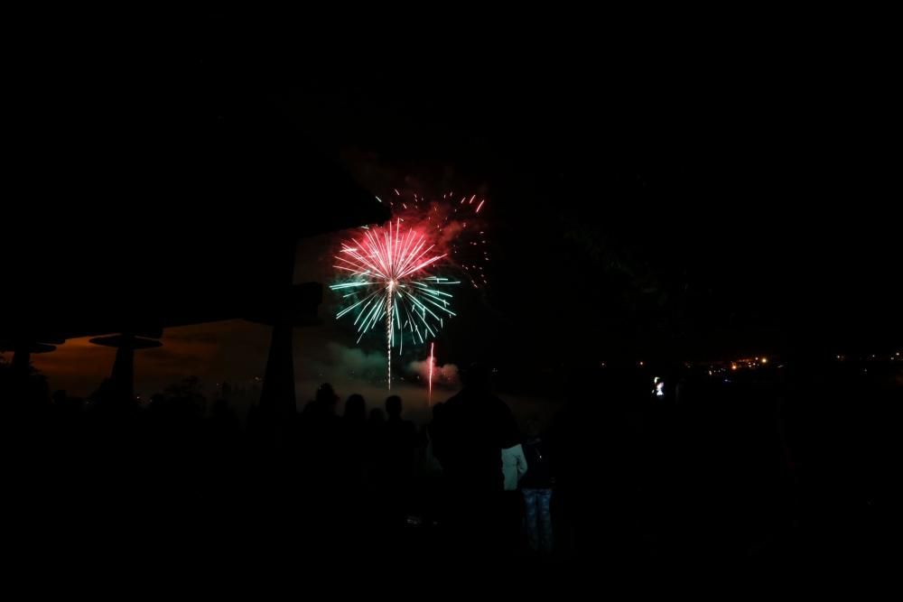 Noche de fuegos artificiales en San Mateo