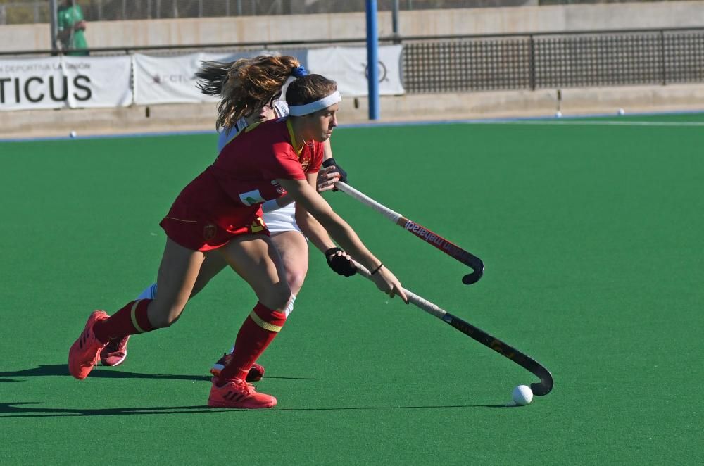 Selección española femenina de hockey en Murcia