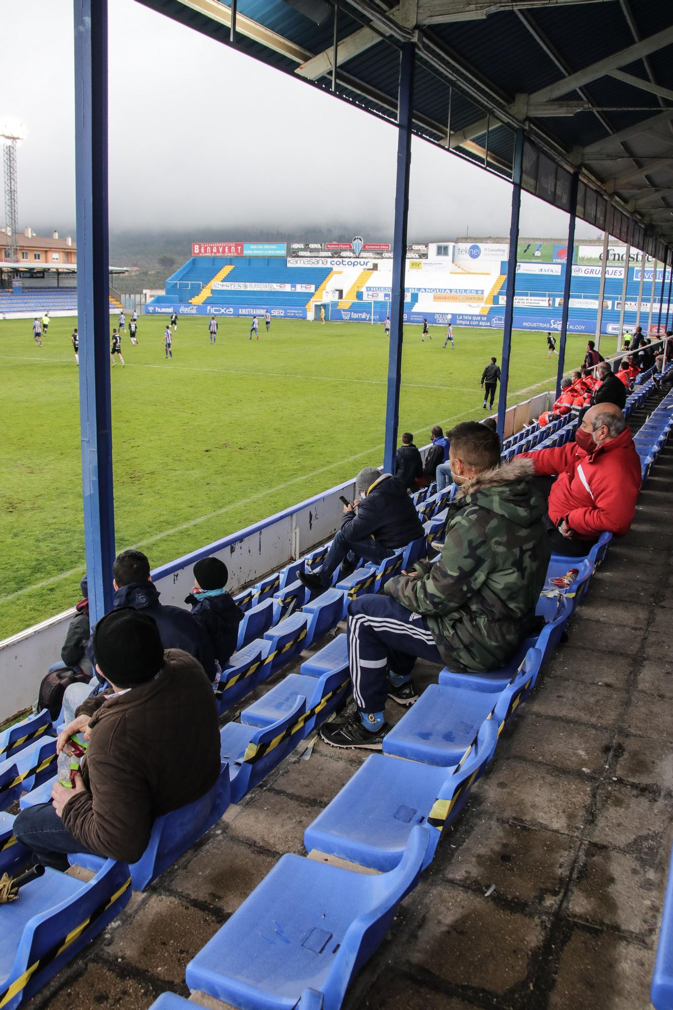 Alcoyano - Peña Deportiva: Las imágenes del partido