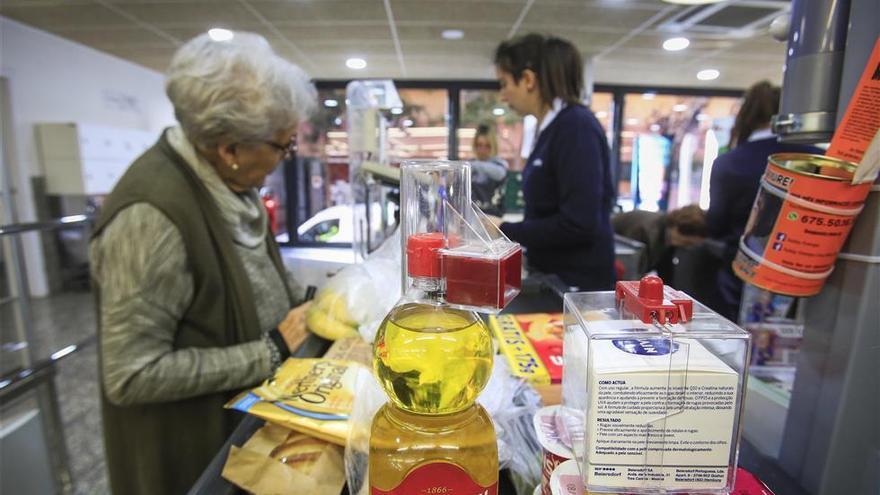 Los sindicatos anuncian movilizaciones por la situación de los empleados de la alimentación en Badajoz