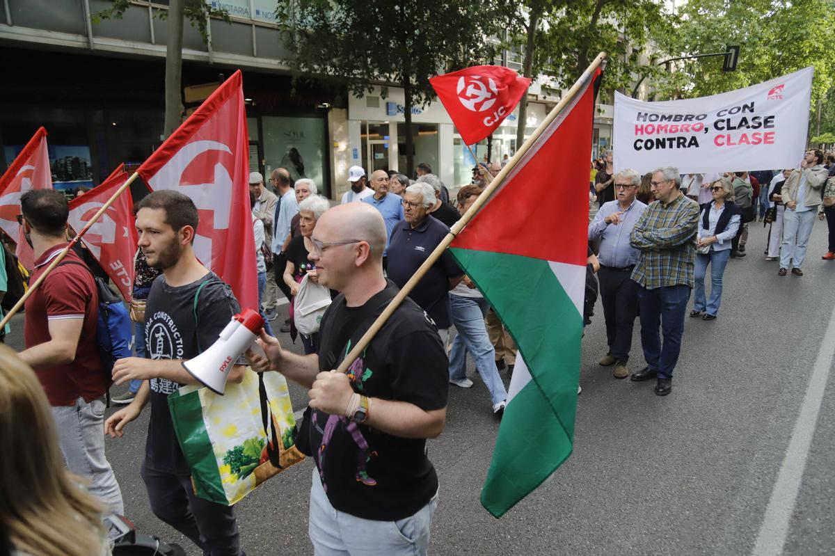 Una manifestación dice ‘No a la guerra’ en las calles de Córdoba