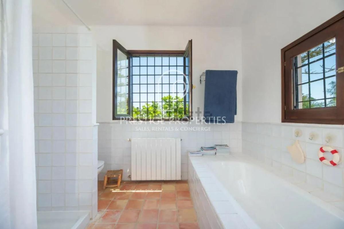A la venta la casa payesa de un Premio Pulitzer que vivió en Ibiza