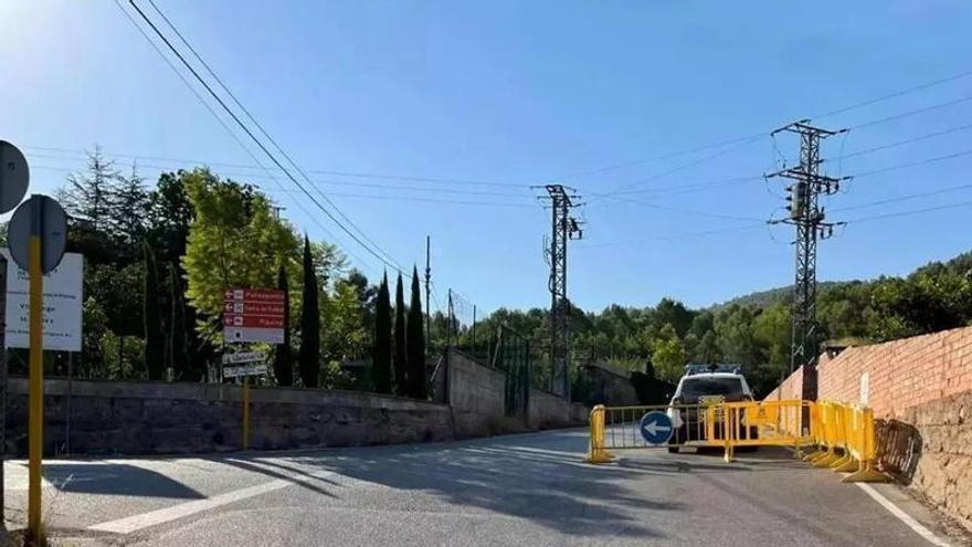 Las urbanizaciones de Villalonga y Gandia crean su propia red de alerta ante los incendios: "La última evacuación fue de récord gracias a los avisos por WhatsApp"