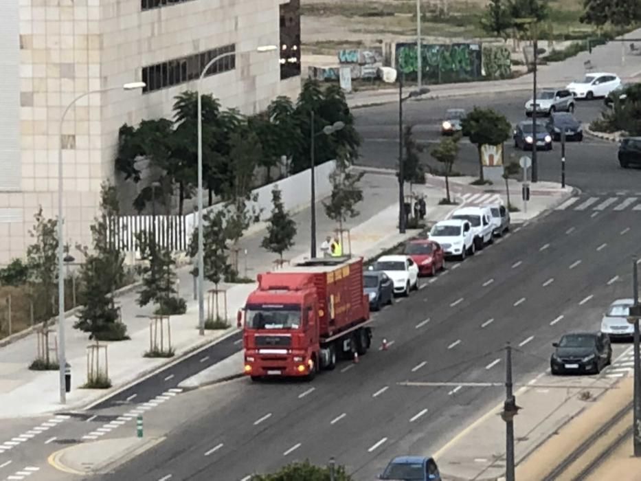 El corte de luz ha afectado al alumbrado público y los semáforos.