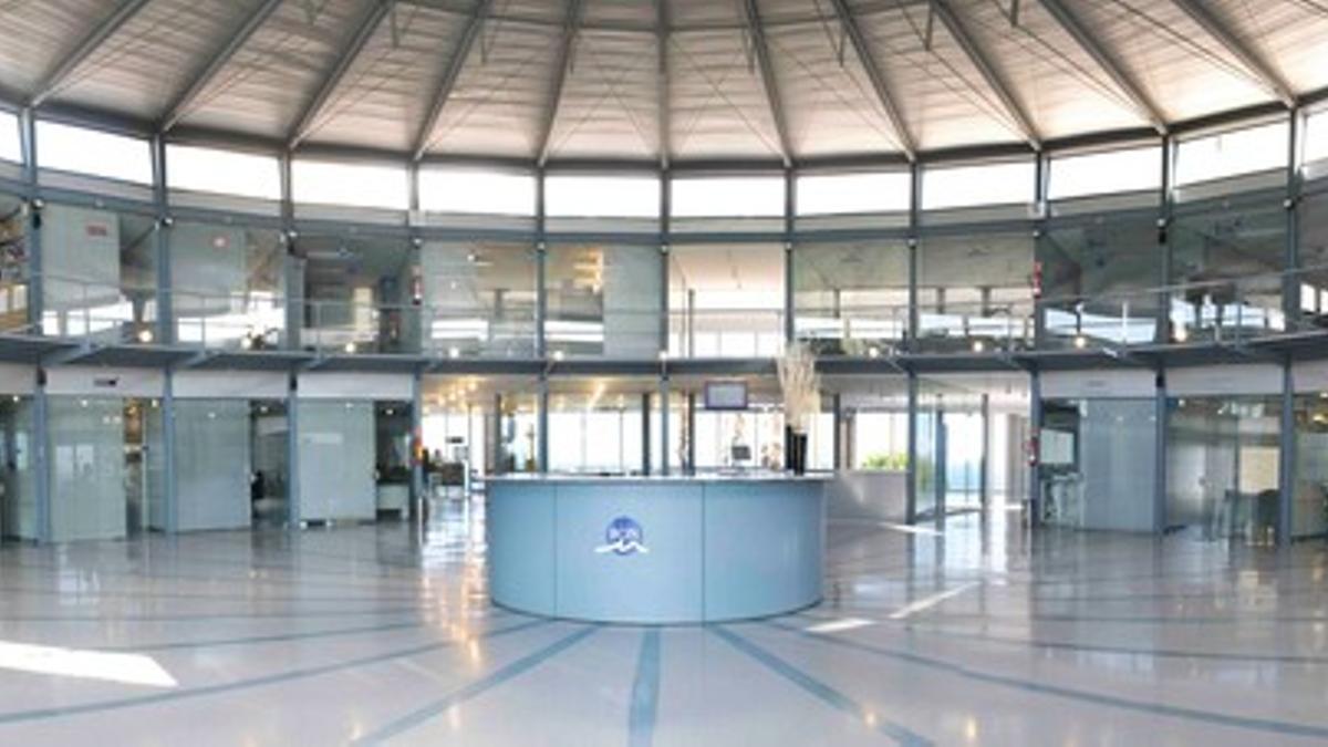 Interior del Badalona Centre Internacional de Negocis.