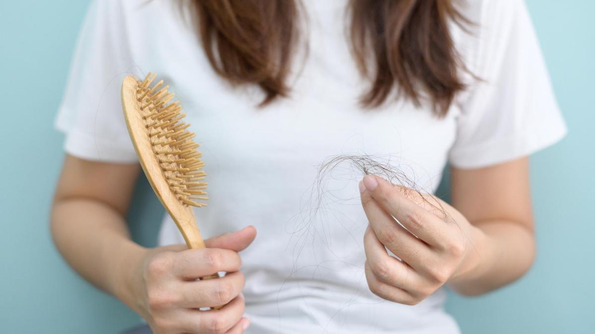 Un conocido dermatólogo se atreve a contar lo que nadie quiere oír: &quot;En cuatro años no tendremos ni un solo cabello de lo que tenemos hoy&quot;