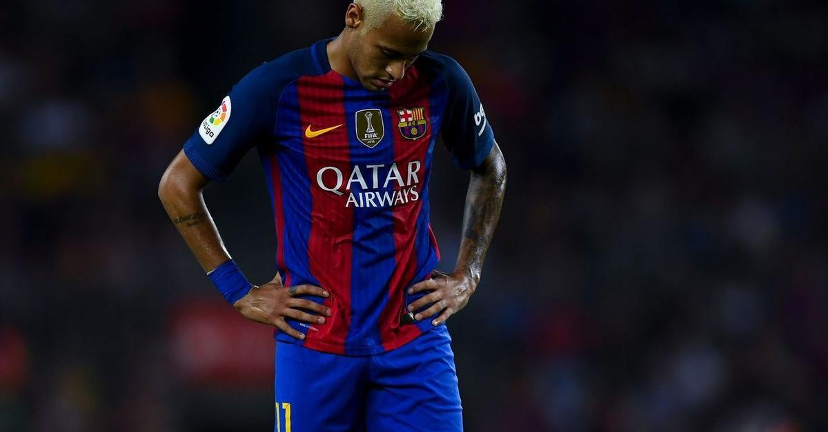Neymar en la derrota ante el Alavés de la temporada 2016-17